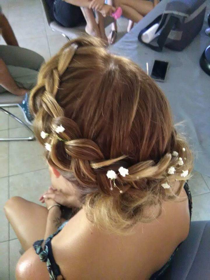 Coiffeuse à domicile pour une coiffure de mariage à Le Taillan-Médoc