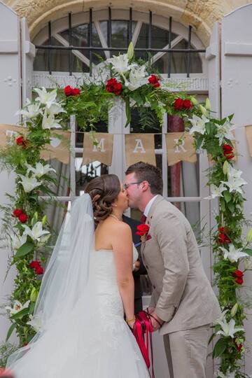 Coiffure mariée et demoiselle d'honneur à domicile en Gironde