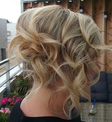 Coiffure de mariage à domicile en région bordelaise