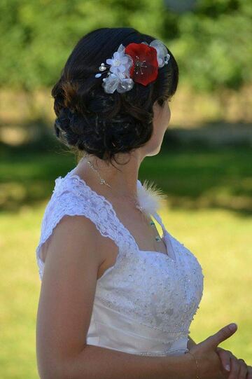 Coiffure pour mariée à domicile proche de Saint-Médard-en-Jalles