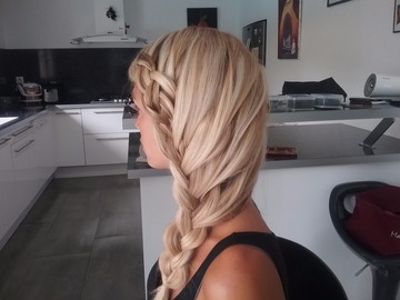 Prestation de coiffure de mariage à domicile dans la région de Carcans